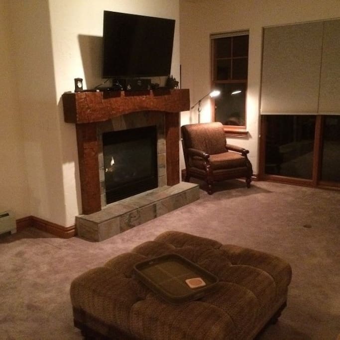 Living Room with gas fireplace