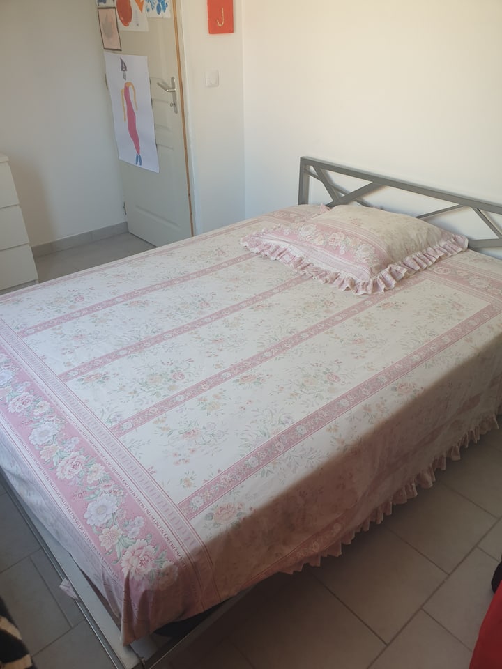 Dhomë gjumi 2