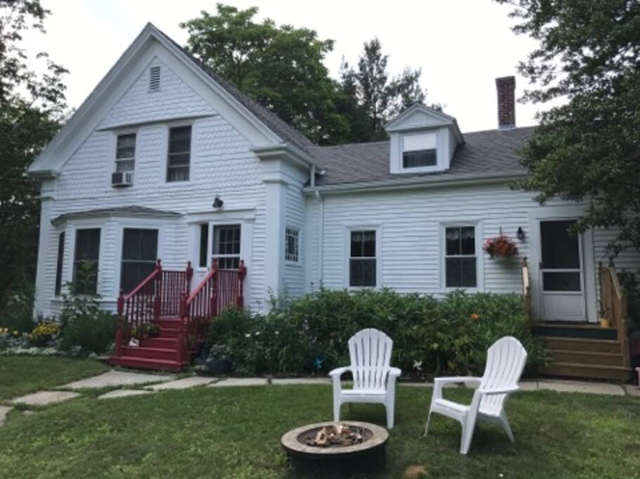Welcome Home to Sunny View Farm ...