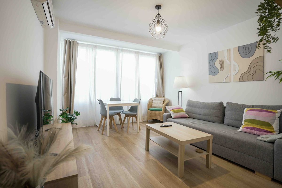 Popular Airbnb listing: Family -Green & Beach- Flat in Haza Honda