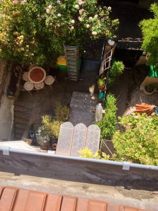 Our quiet garden : you can enjoy here breakfast, good dinner with a glass of wine and of course BBQ !