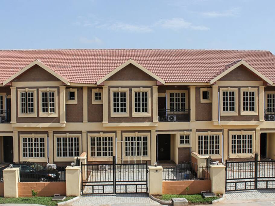 House view with private gate