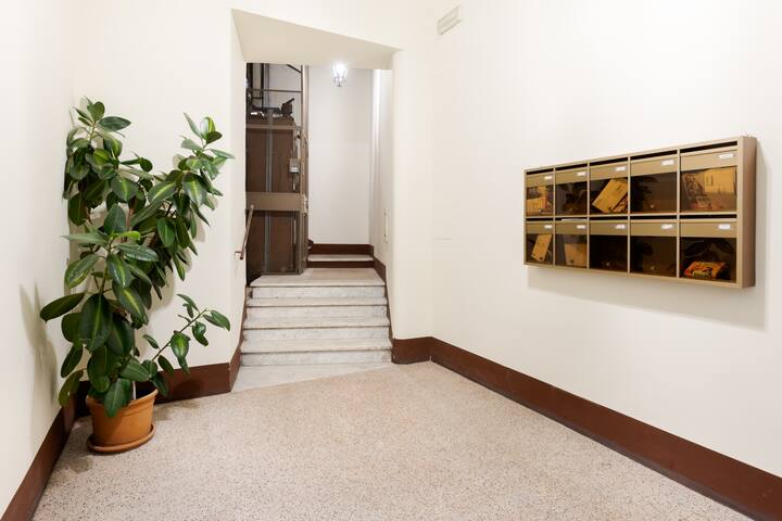 Silenzioso Appartamento vicino ai Fori Imperiali gallery image 2