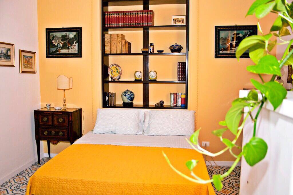 The gold room