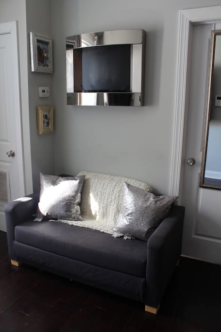 Love Seat with Pull Out Bedding Sleeps 1-2