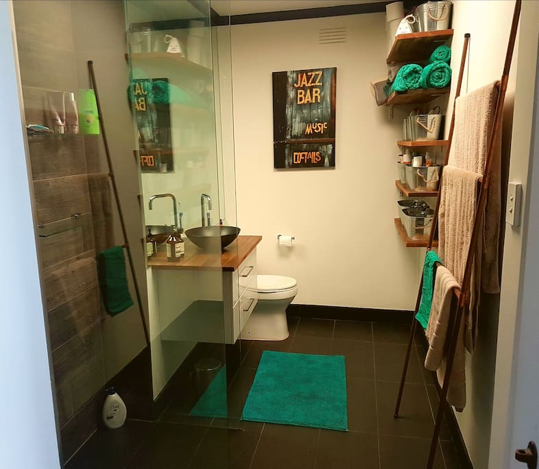 Hotel style bathroom