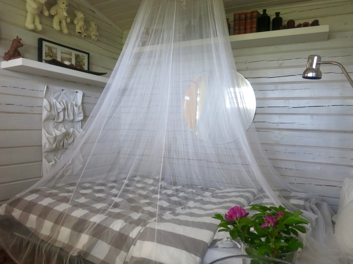 Dormitorio para dos. Sonido de silencio.