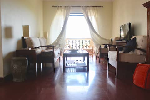 Saudade - A warm and spacious 3bhk poolside condo