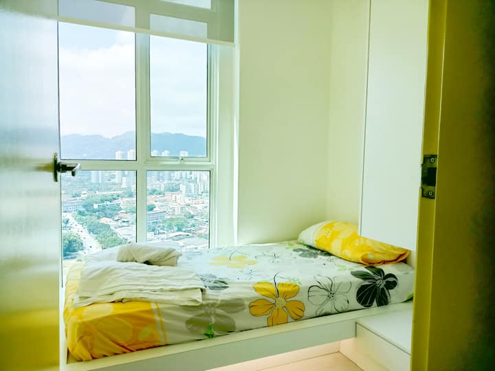 غرفة النوم الثانية
- 1 سرير فردي