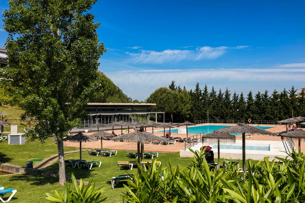 Pool area & snack bar