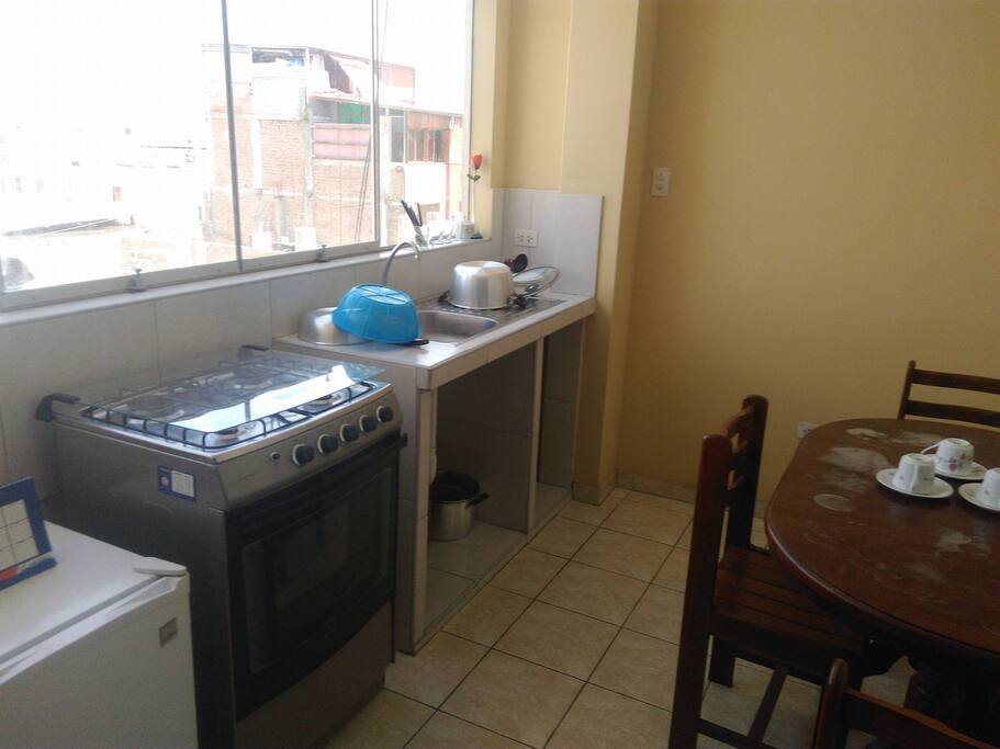 Cocina y comedor