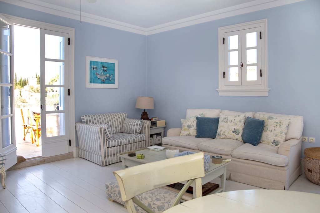 Living-Room
