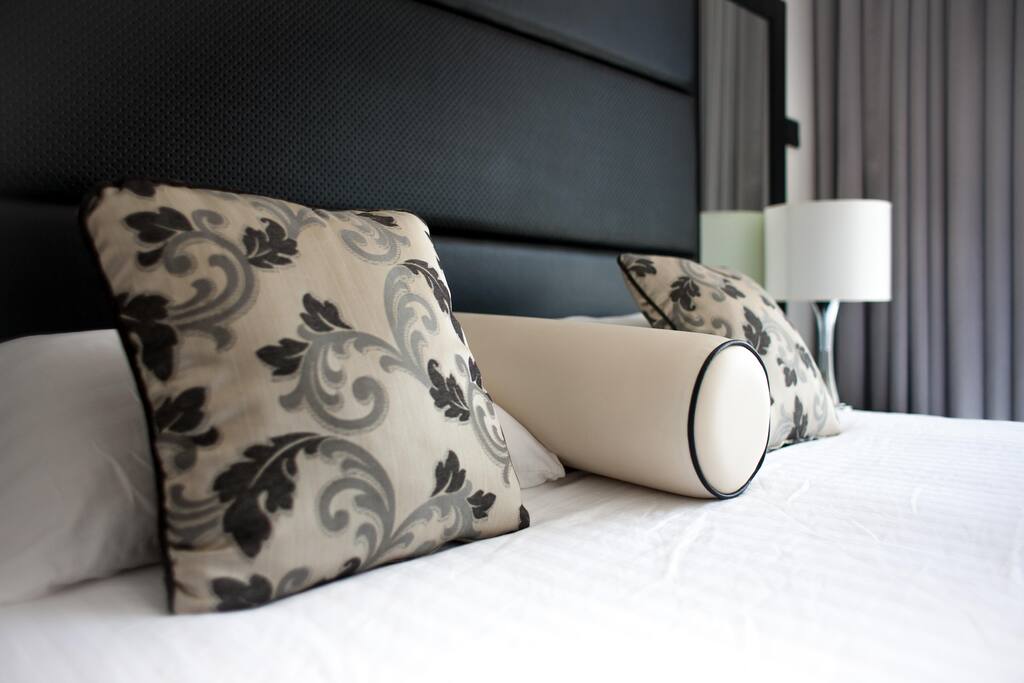 Bed Detail
