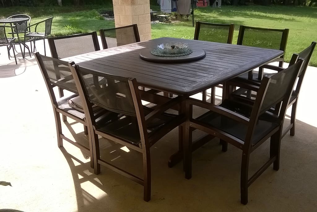 Outdoor Dining Area