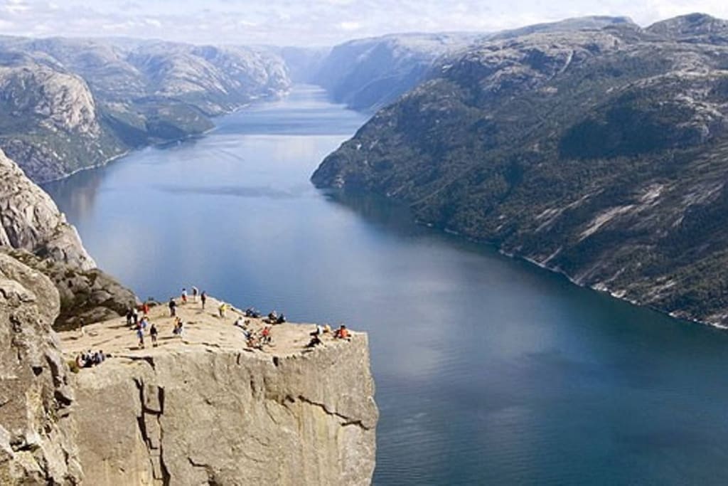 Pulpit rock, one of the most popular hiking destinations in this area. This appartment is situated just 10 min from the ferrym where you can take the boat + bus to this destination. Our most recommended hike.