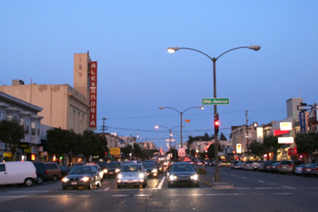 The Neighborhood - lots of local restaurants/bars around