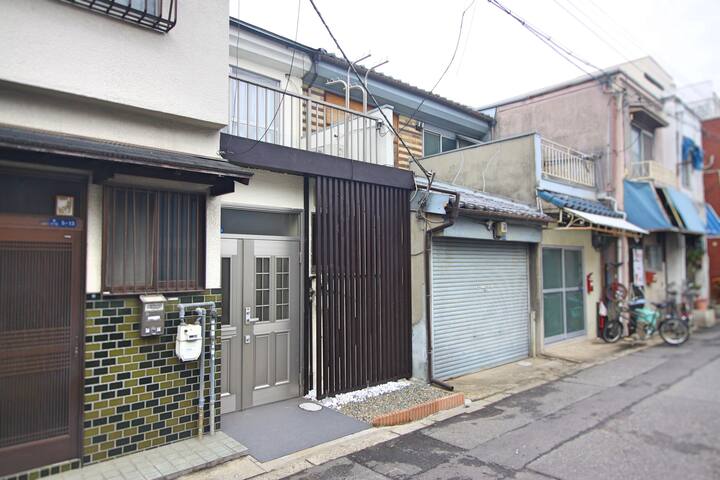 Ug S種 夕颜西天下茶屋一分钟 独立一户建 Nishinari Ku Osaka的出租小木屋 Osaka 日本