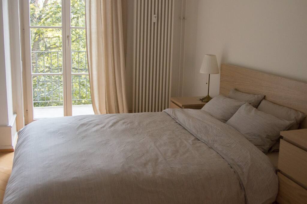 King size bed 160x200cm