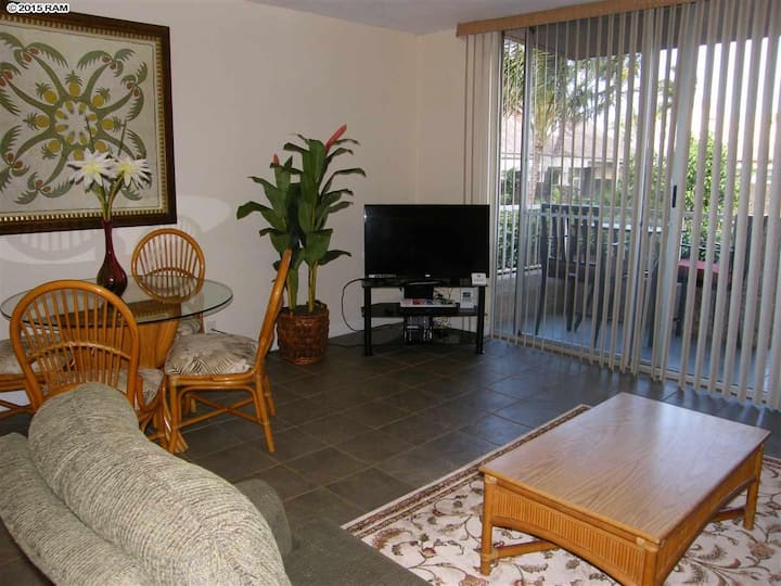 tV de pantalla plana (aquí y dormitorio)comedor