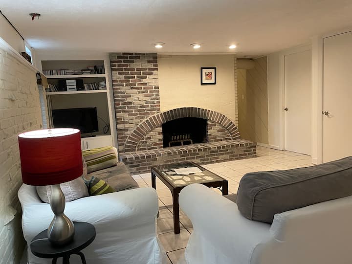 Contemporary Inlaw Apartment In Swampscott - Salem, MA