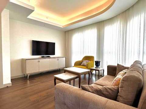 Brand new 2 bed 2 bath Apartment