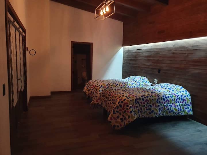 غرفة النوم 2