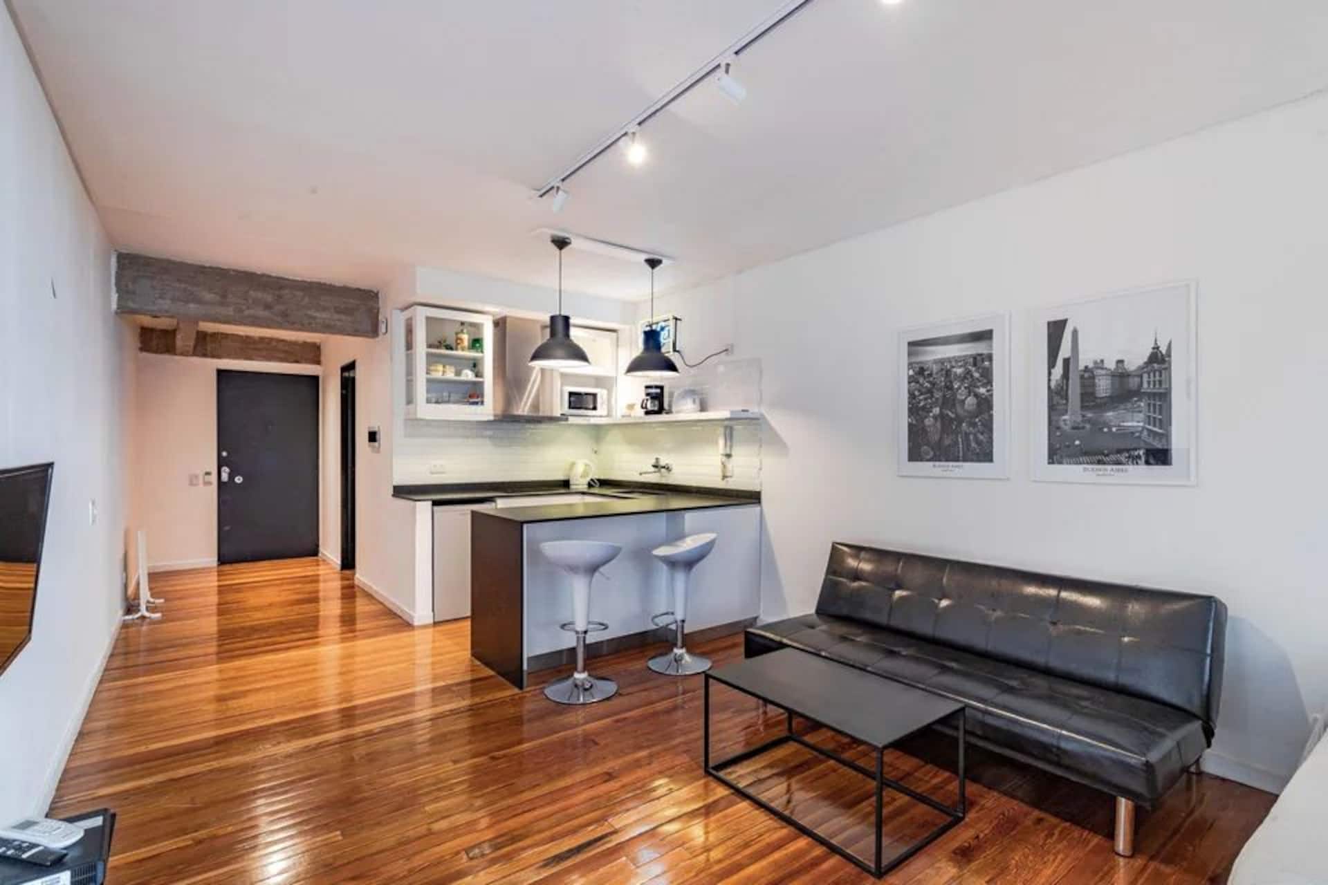 Rent in Recoleta with balcony