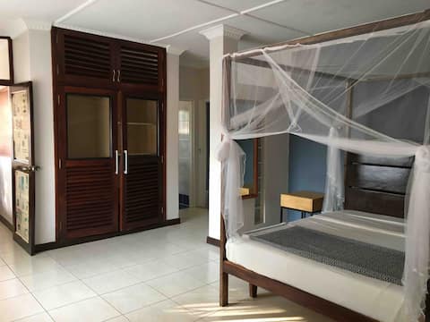Alimaunde Court - Guest wing
