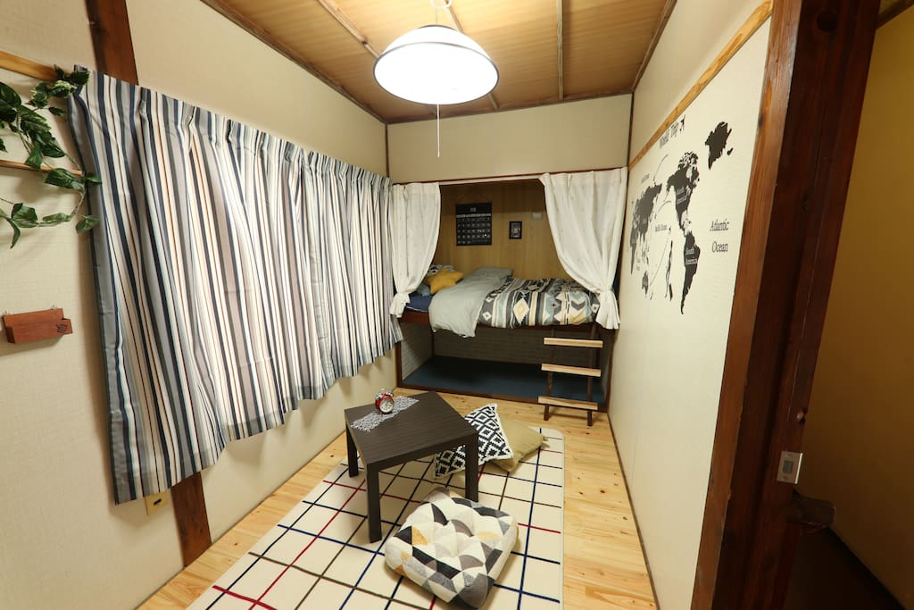 Unique bed room on the second floor-like a secret base
