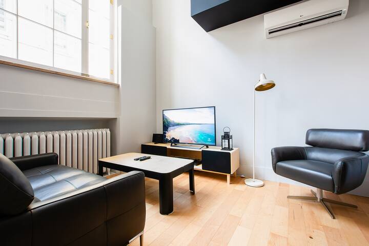 SP102-Les Lofts St-Pierre – Par Les Lofts Vieux-QC gallery image 3