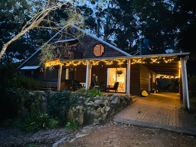 Ocean beach, Bibbulmun & inlet at doorstep + spa