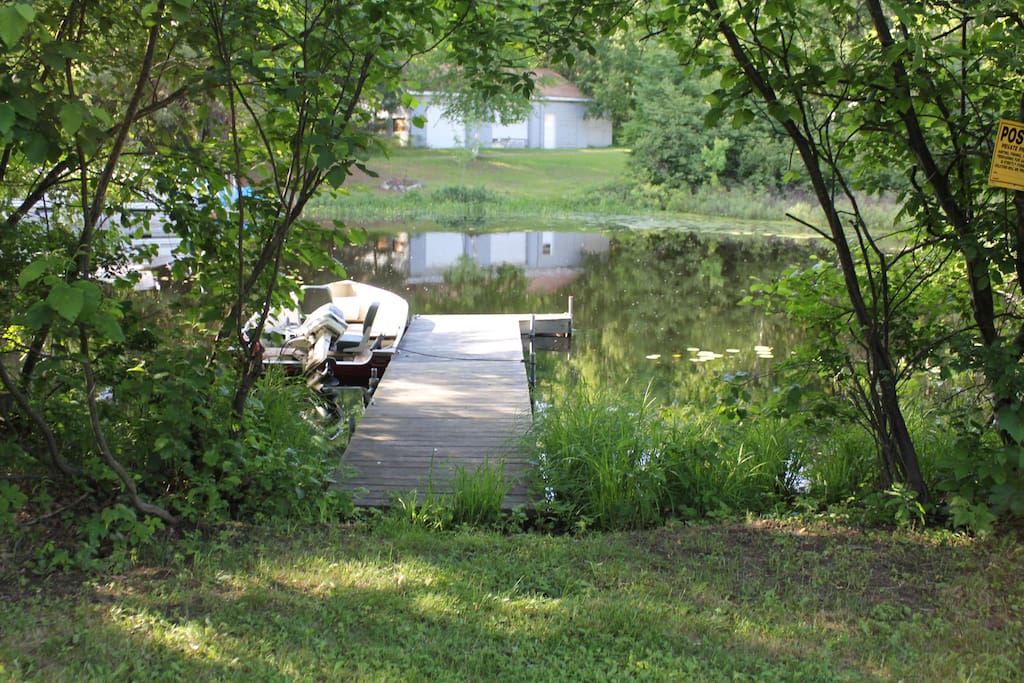 Veiw of one of two piers. This boat not included in rental, but pontoon, canoe and kayak avail for rental