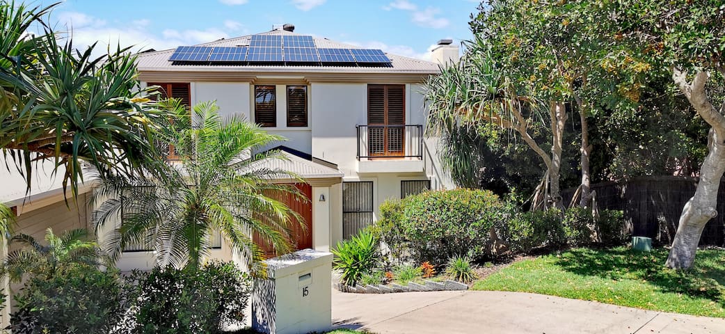 Noosa – Hidden Gem in Castaways Beach