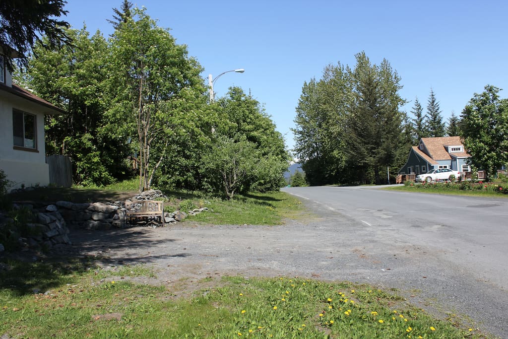 Neighborhood - north side
