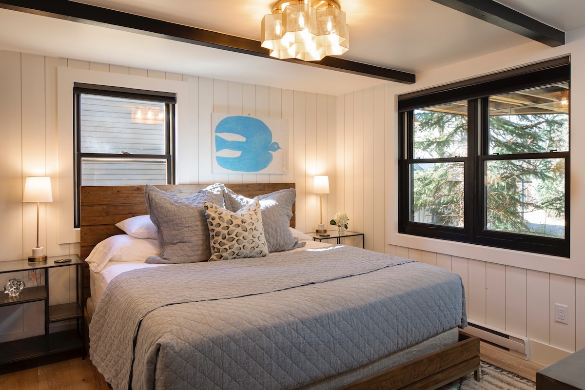 Downstairs Master Suite: King bed with ensuite bath + direct hot tub access