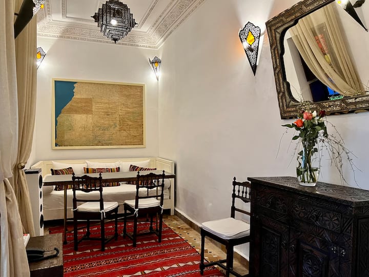 Super Central Medina Riad · Pool & Breakfast - Marrakech