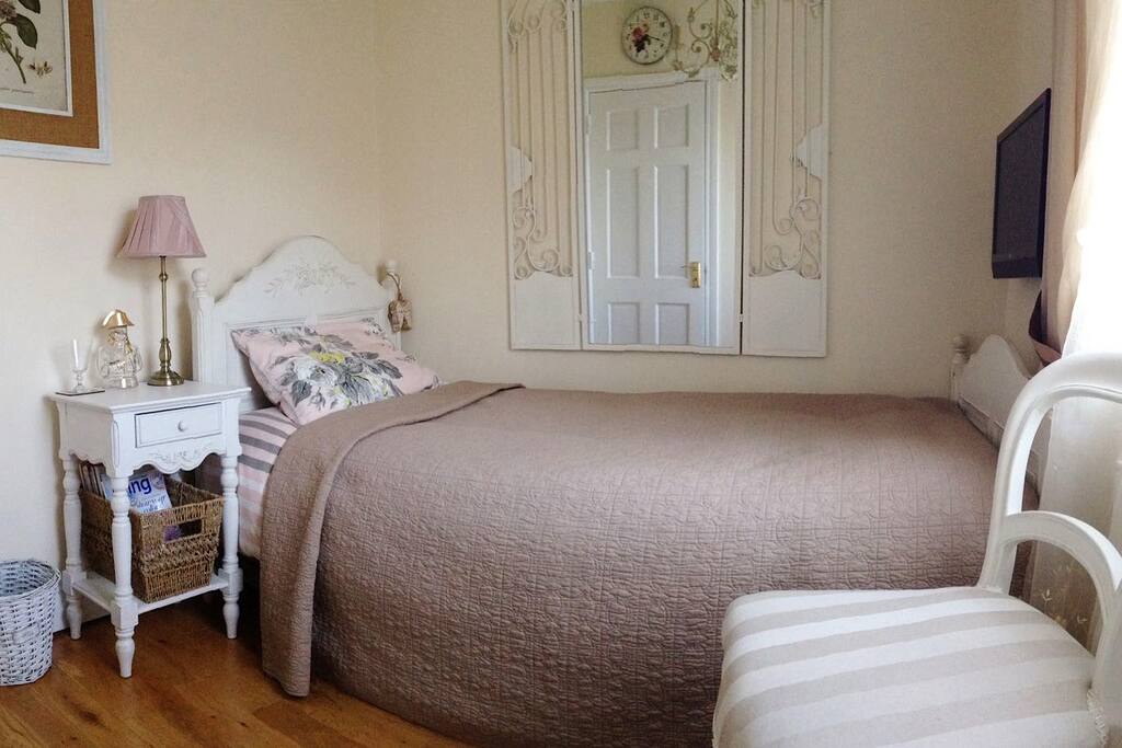 Single bed