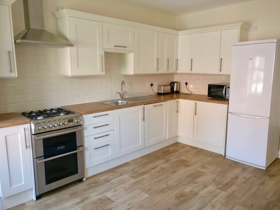 Fully furnished kitchen