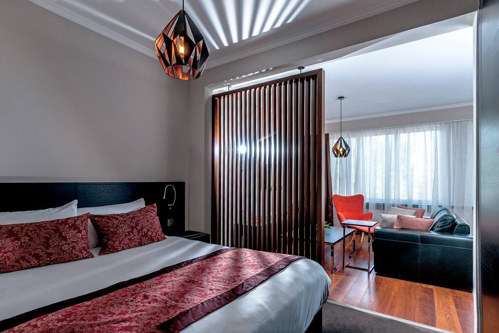 CHAMBRE A COUCHER