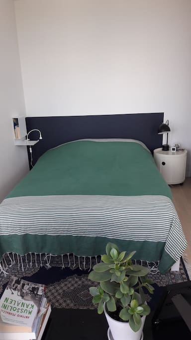 Master bedroom - double bed