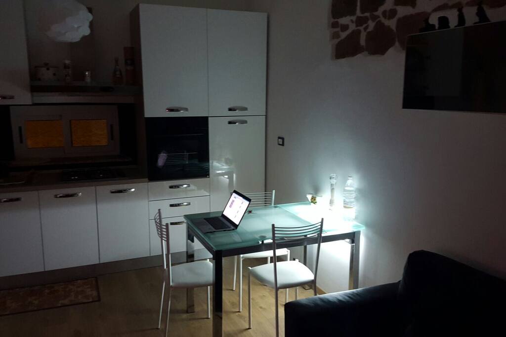 Cucina abitabile luce ambient