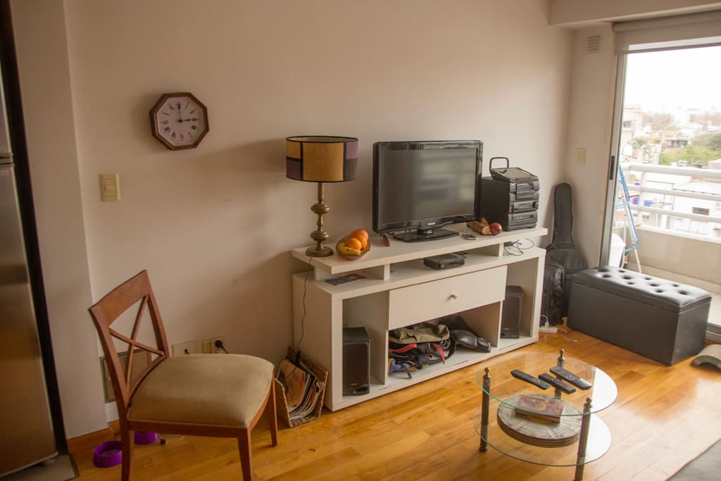 Living Room TV&Music