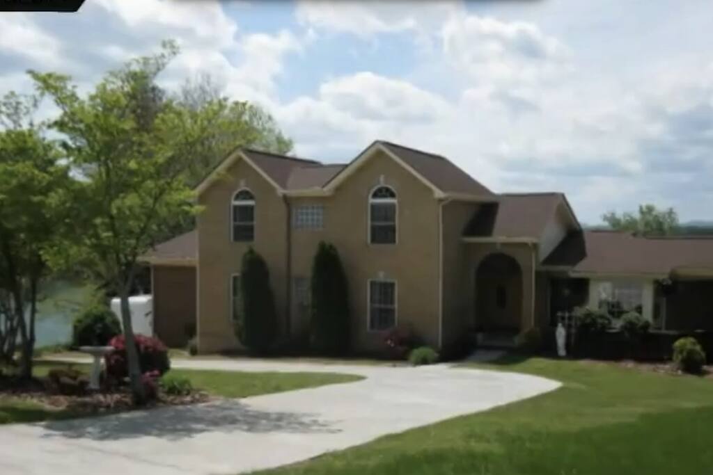Front of the home, circular drive way