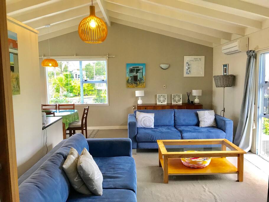 Lounge area