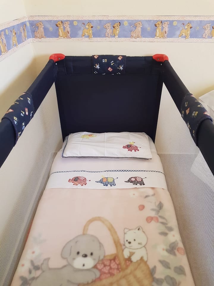 Бебешко креватче 