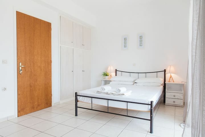 Horizon Studio Apartment managed Airbnb listing 2