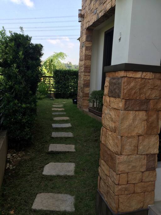Walkway to basement