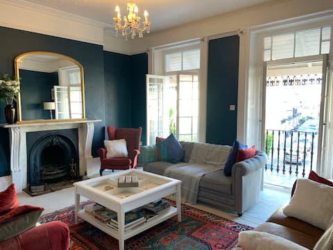 Popular Airbnb listing: Ramsgate Retreats | Latimer House | groups | golf in Ramsgate