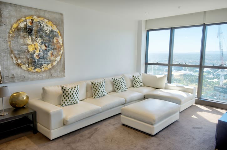 Prima Tower Level 52 by Casino gallery image 2