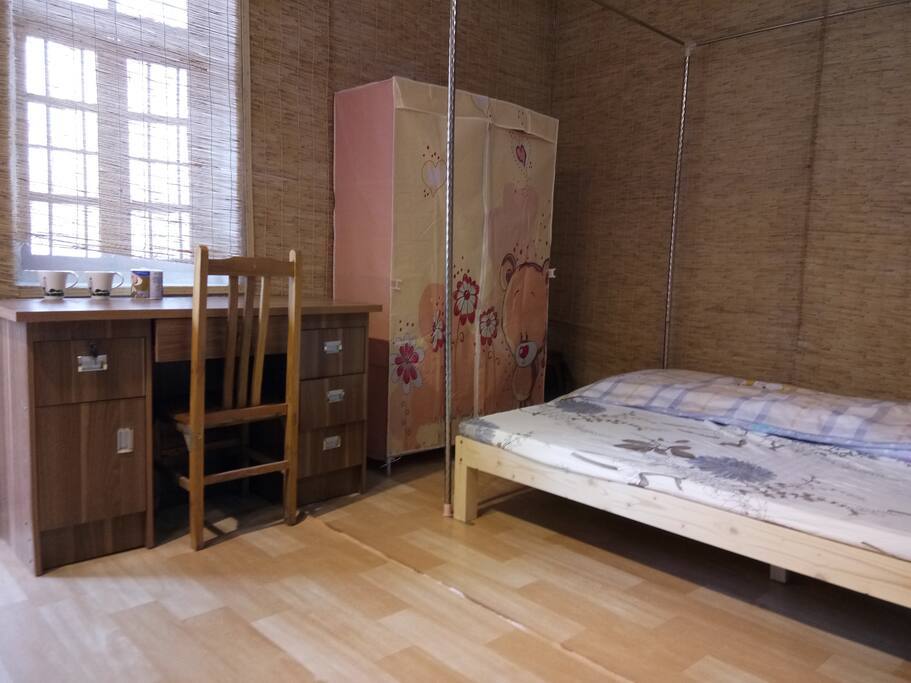 温馨卧室